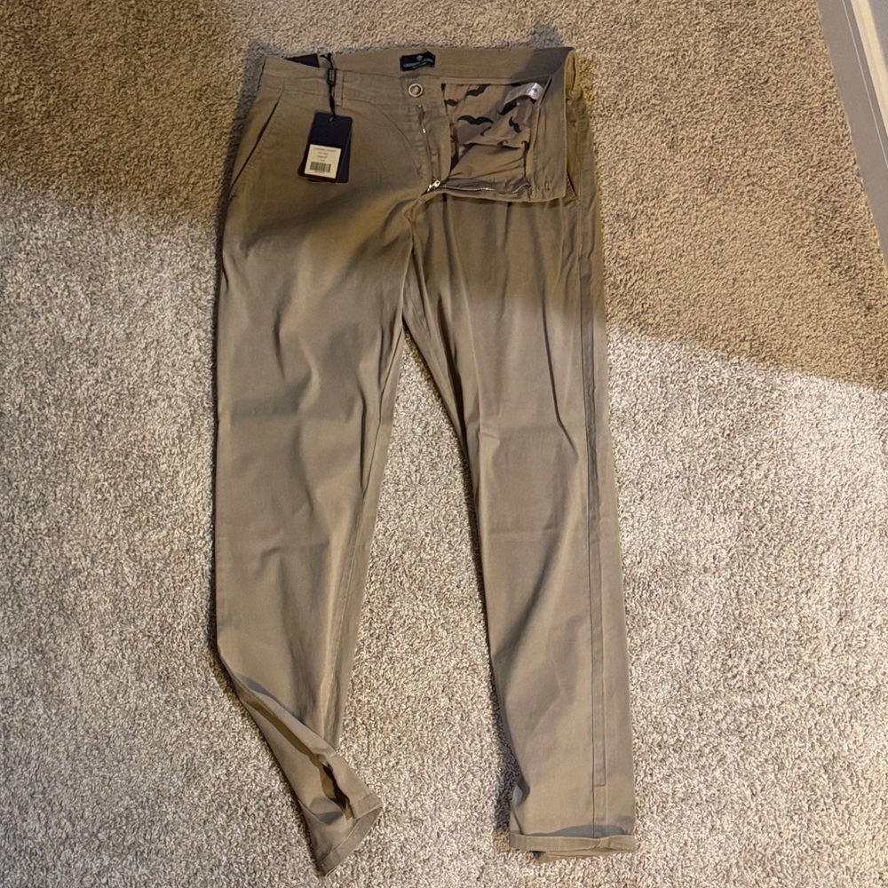 Men's Tan Pants
